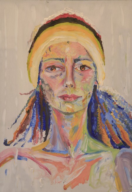 Lola Ferreruela, "Autorretrato", 2005. leo sobre tabla.  68 x 48 cm.