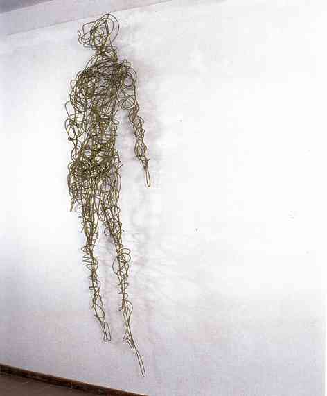 Jesús Marín. " Cuerpo ascético", 1997. Hierro. 300 x 70 x 30 cms.